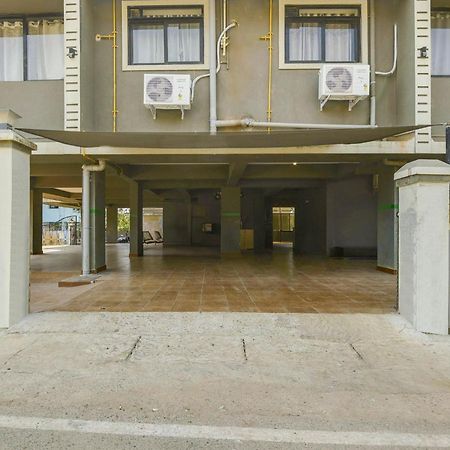 Super Hotel O Dabolim Near Goa International Airport Экстерьер фото
